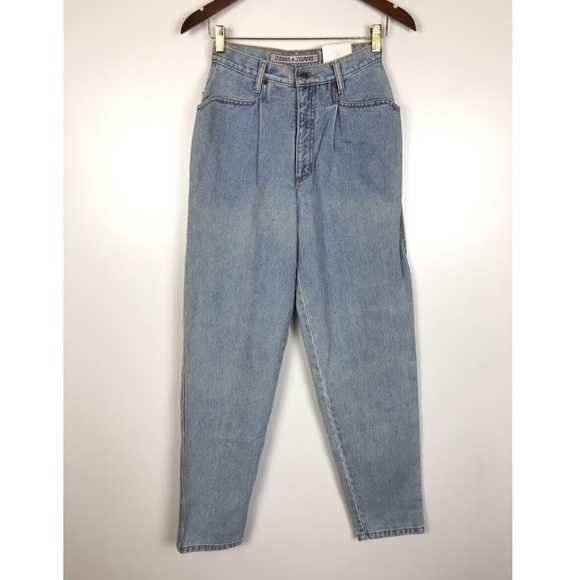Zena Tapered Mom Jeans Light Wash 9 - Picture 1 of 6